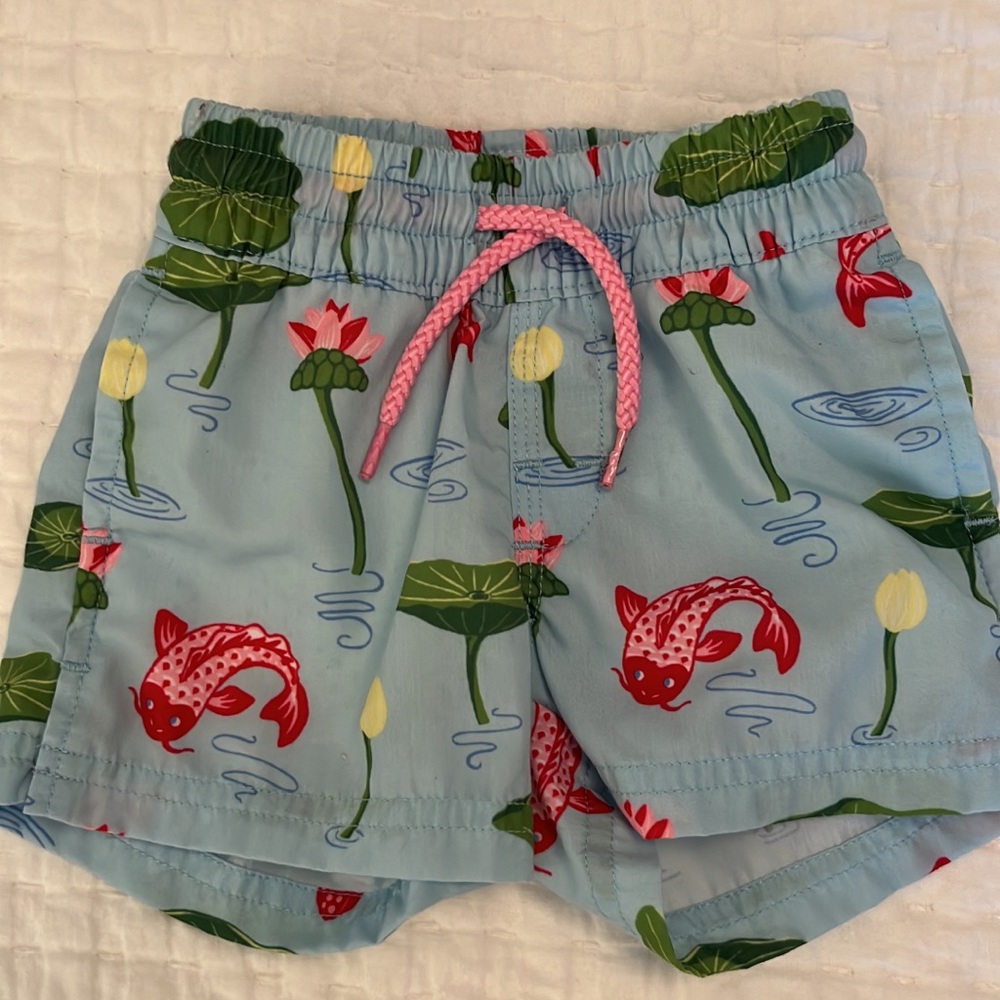 True to size! Worn at 4m. So cute! Great condition.